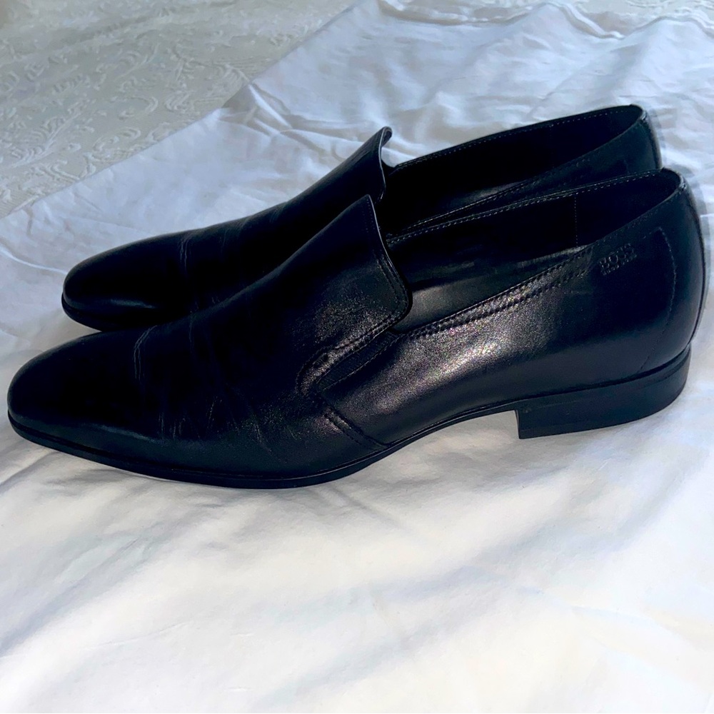 BOSS men’s loafers luxury leather soft lamb dress shoes Like new slip Italian